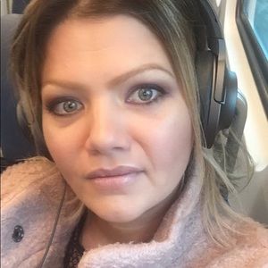 Meet your Posher, Cat